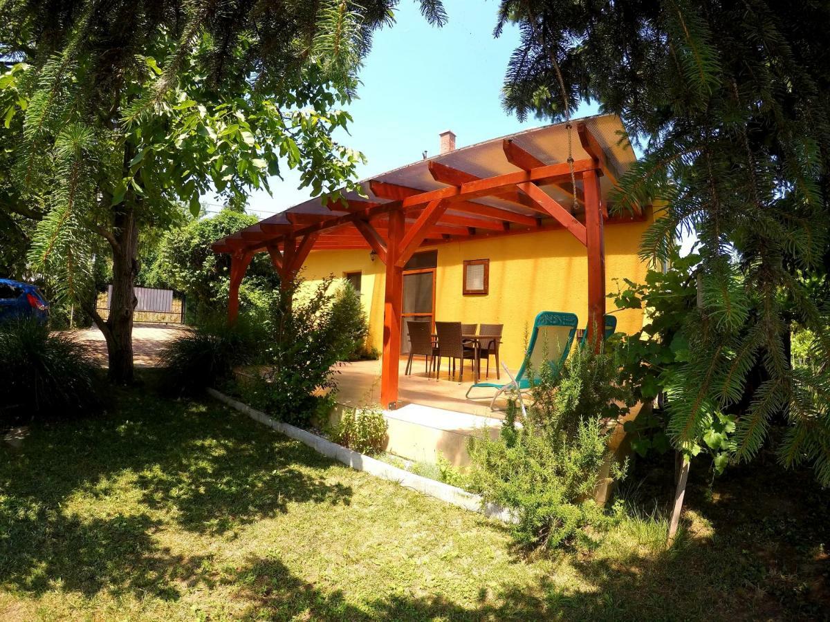 Menta Holiday Home Badacsonytomaj Eksteriør billede